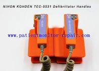 O desfibrilador segura as peças da máquina de TEC-5531 NIHON KOHDEN em boas condições físicas e funcionais