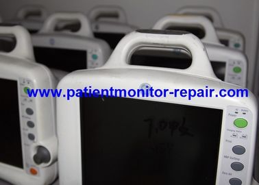 O equipamento de monitoração paciente, GE PRECIPITA 3000 usou o monitor paciente